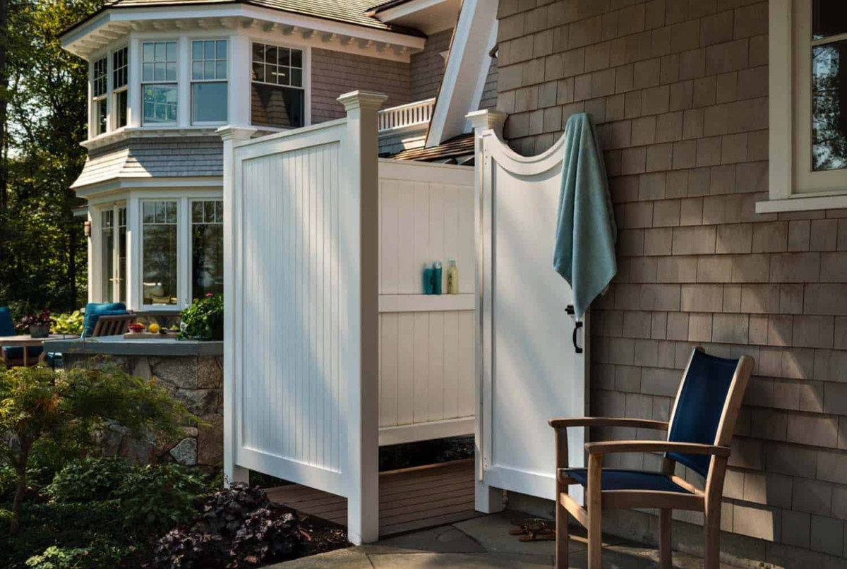 Transform Your Outdoor Space with Stylish Shower Enclosures